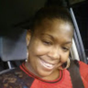 Meet your Posher, Dionne